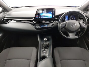 Used Toyota C-HR 2018 for sale - 76656609: Photo