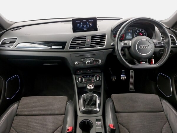 Used Audi Q3 2017 for sale - 76328780: Photo 2