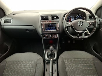 Used Volkswagen Polo 2017 for sale - 77750563: Photo