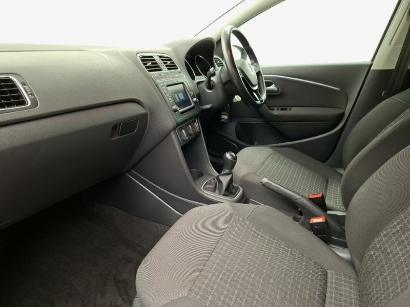 Used Volkswagen Polo 2017 for sale - 77750563: Photo 5