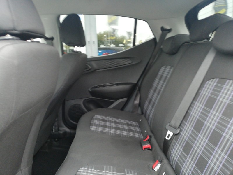 Used Hyundai i10 2024 for sale - 77256889: Photo 6