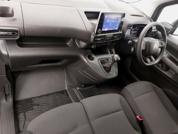 Used Citroen Berlingo 2024 for sale - 76879871: Photo