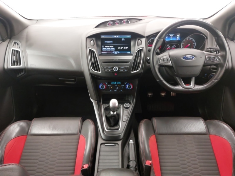 Used Ford Focus 2016 for sale - 76699848: Photo 2