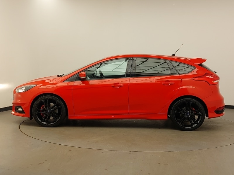 Used Ford Focus 2016 for sale - 76699848: Photo 4