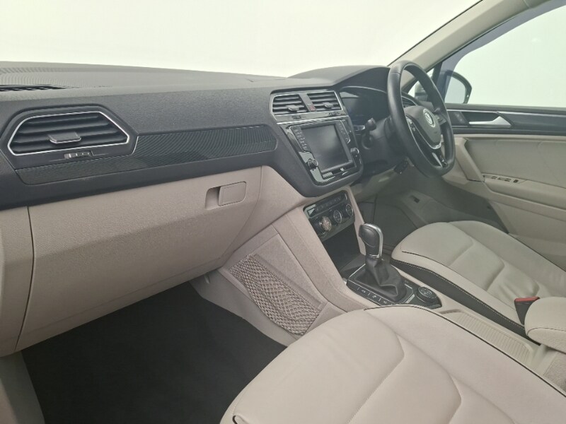 Used Volkswagen Tiguan 2017 for sale - 77988054: Photo 5