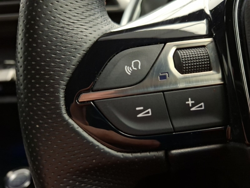 Used Peugeot 3008 2019 for sale - 77947490: Photo 16