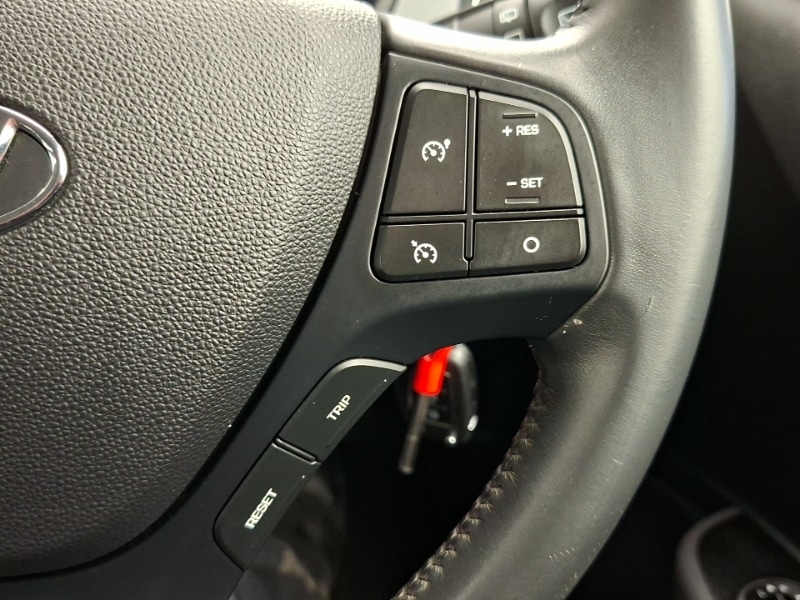 Used Hyundai i10 2019 for sale - 77933325: Photo 17