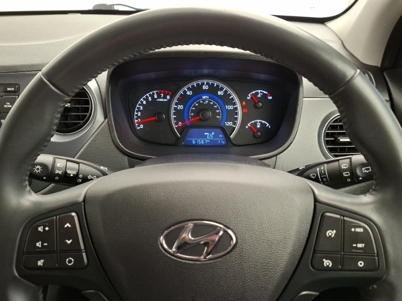 Used Hyundai i10 2019 for sale - 77933325: Photo 19