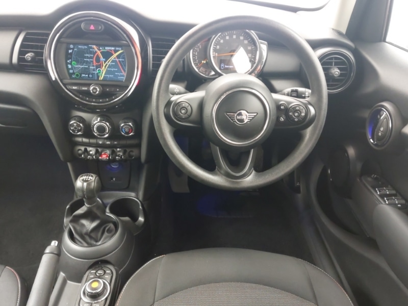 Used MINI Hatch 2019 for sale - 76343543: Photo 7