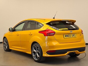 Used Ford Focus 2015 for sale - 78113008: Photo