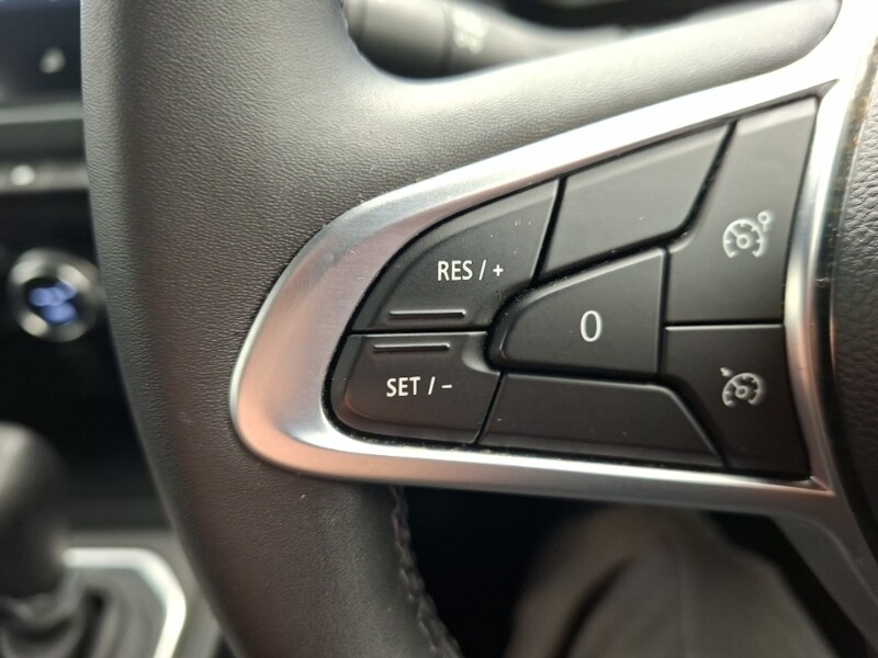 Used Renault Clio 2023 for sale - 78065677: Photo 15