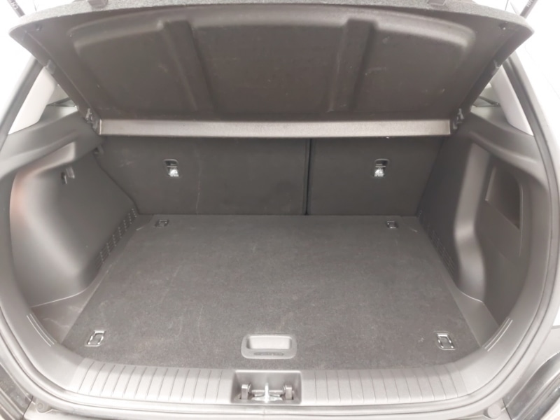 Used Hyundai KONA 2022 for sale - 76579326: Photo 8