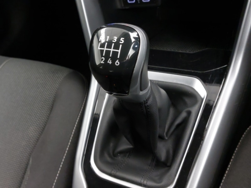 Used Volkswagen T-Roc 2022 for sale - 76498073: Photo 12