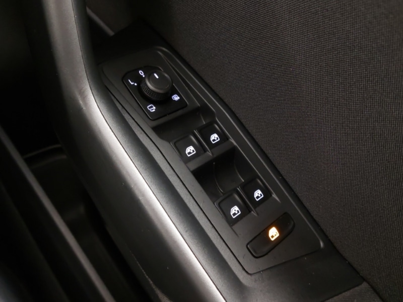 Used Volkswagen T-Roc 2022 for sale - 76498073: Photo 18