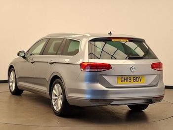 Used Volkswagen Passat 2019 for sale - 79267640: Photo