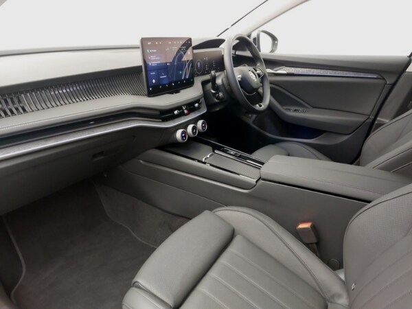 Used Skoda Superb 2024 for sale - 76191637: Photo 5