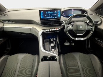 Used Peugeot 5008 2023 for sale - 79390301: Photo