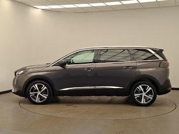 Used Peugeot 5008 2023 for sale - 79390301: Photo