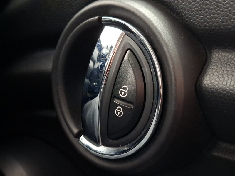 Used MINI Hatch 2016 for sale - 77999520: Photo 17