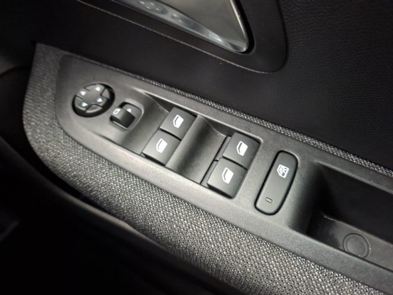 Used Peugeot 208 2025 for sale - 77299461: Photo 19