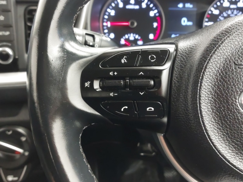 Used Kia Stonic 2020 for sale - 76795473: Photo 16