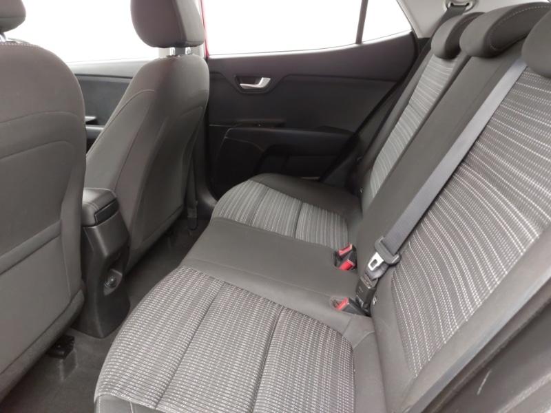 Used Kia Stonic 2020 for sale - 76795473: Photo 6