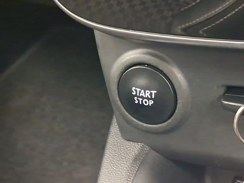 Used Renault Clio 2018 for sale - 77169064: Photo 14