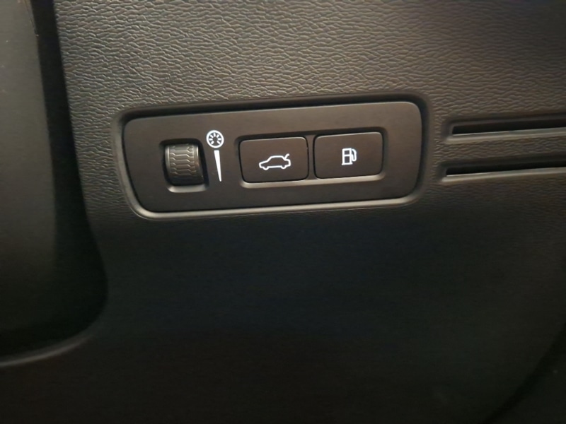 Used Volvo XC40 2022 for sale - 77078383: Photo 18