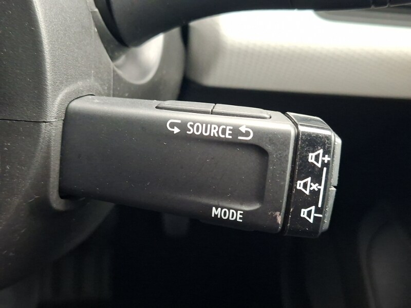 Used Renault Clio 2023 for sale - 78211379: Photo 16