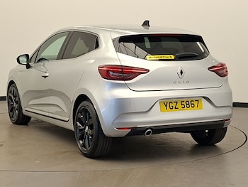 Used Renault Clio 2023 for sale - 78211379: Photo