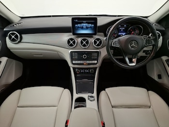 Used Mercedes-Benz GLA 2017 for sale - 77777307: Photo