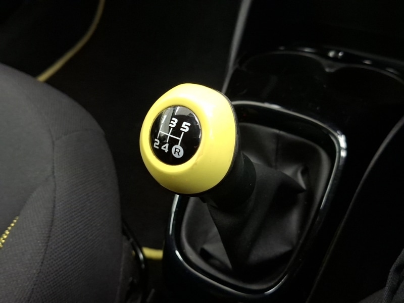 Used Toyota AYGO 2017 for sale - 77448231: Photo 12