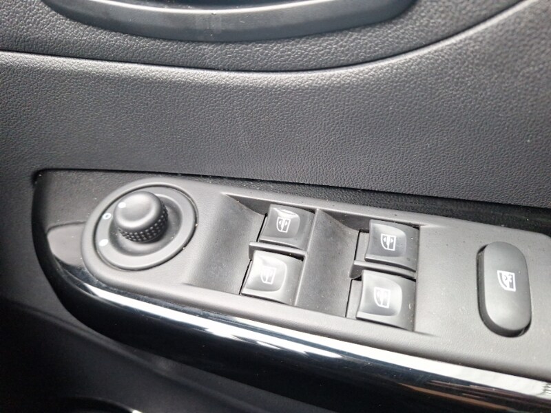 Used Renault Captur 2017 for sale - 77475923: Photo 13