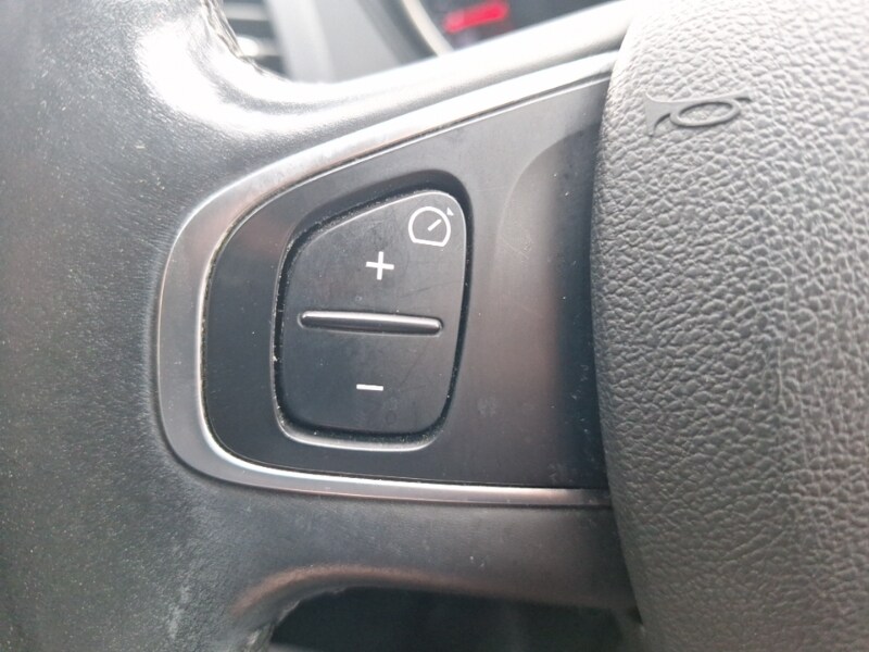 Used Renault Captur 2017 for sale - 77475923: Photo 15