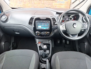 Used Renault Captur 2017 for sale - 77475923: Photo