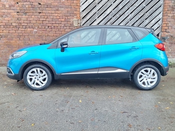 Used Renault Captur 2017 for sale - 77475923: Photo
