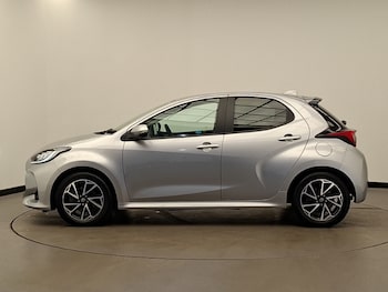 Used Toyota Yaris 2023 for sale - 79555372: Photo