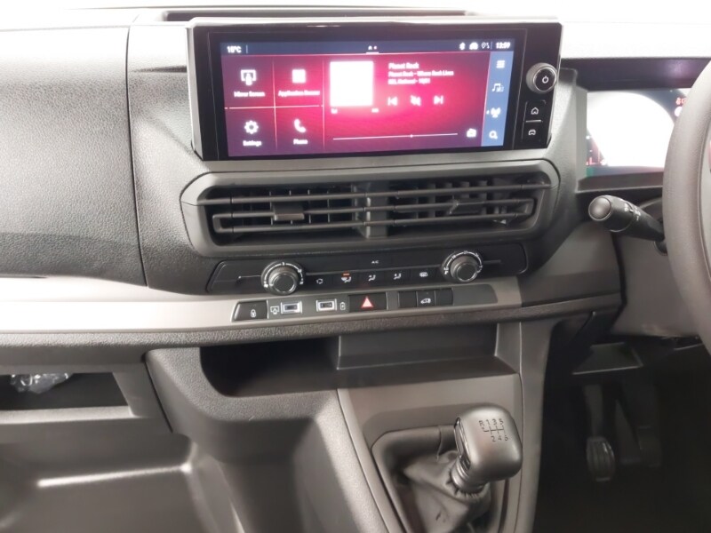 Used Vauxhall Vivaro 2024 for sale - 76726326: Photo 10