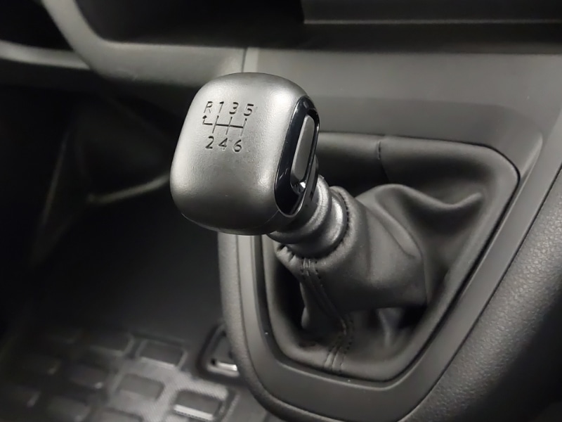 Used Vauxhall Vivaro 2024 for sale - 76726326: Photo 12