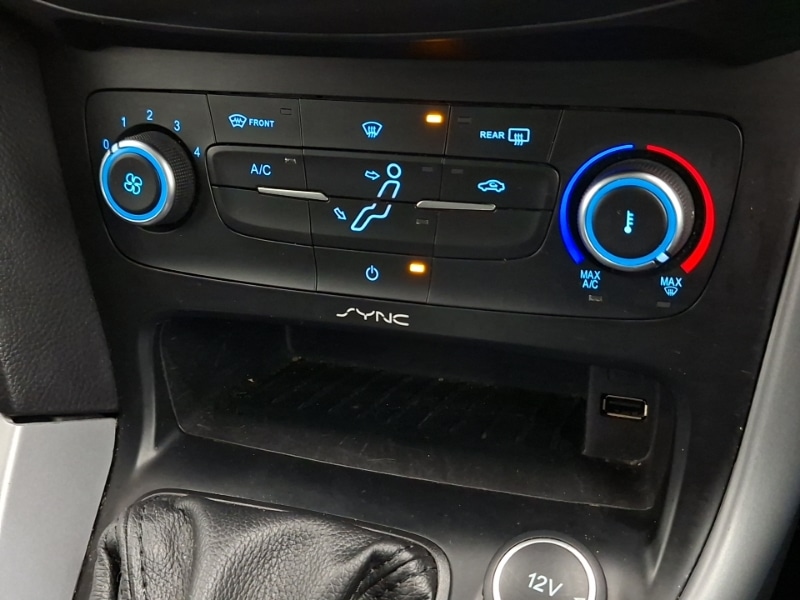 Used Ford Focus 2015 for sale - 77767205: Photo 13