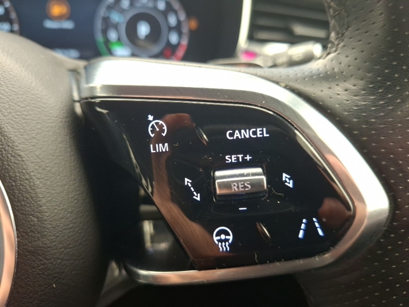 Used Jaguar F-Pace 2023 for sale - 77988006: Photo 17