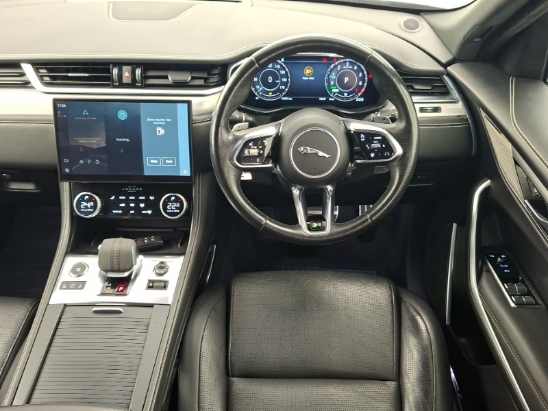 Used Jaguar F-Pace 2023 for sale - 77988006: Photo 7