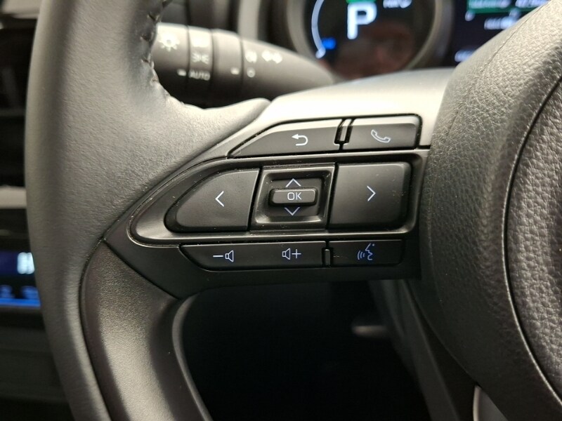 Used Toyota Yaris Cross 2023 for sale - 77419107: Photo 17