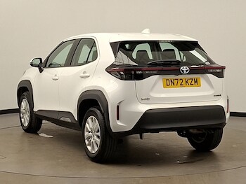 Used Toyota Yaris Cross 2023 for sale - 77419107: Photo