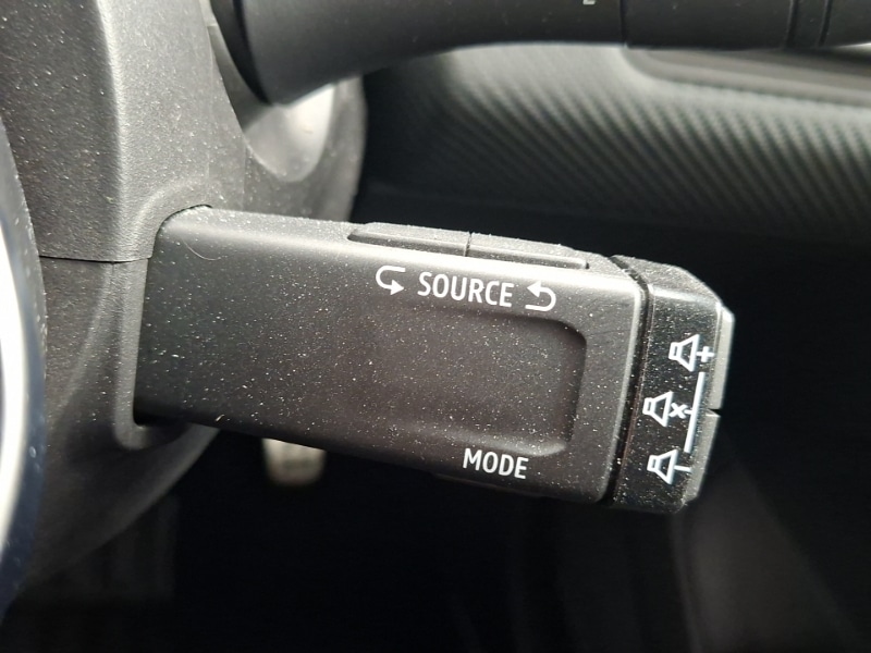 Used Renault Clio 2023 for sale - 78169558: Photo 16