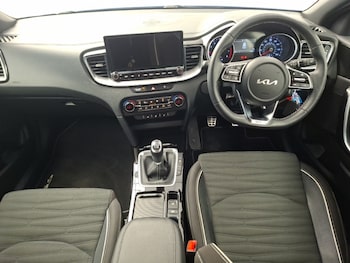 Used Kia XCeed 2023 for sale - 79153163: Photo