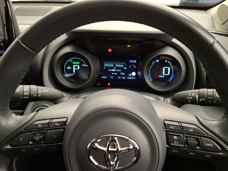 Used Toyota Yaris Cross 2022 for sale - 77448255: Photo 19