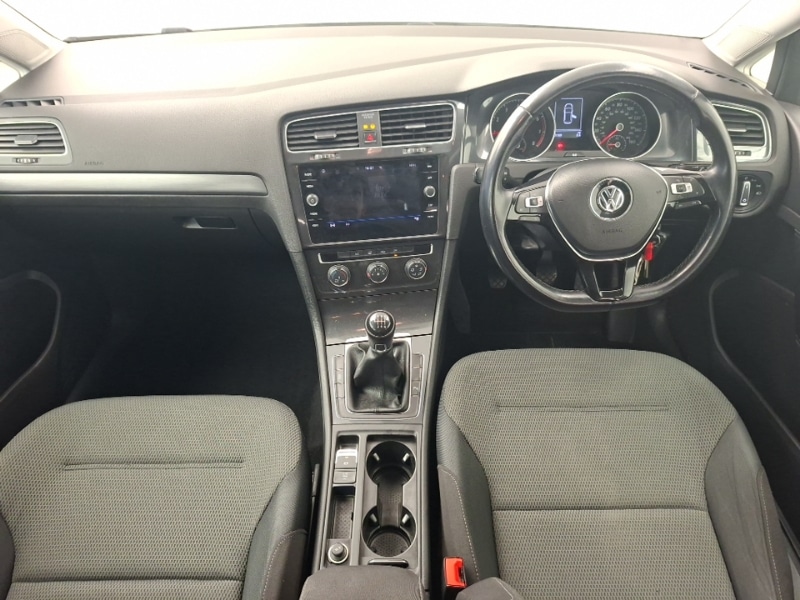 Used Volkswagen Golf 2018 for sale - 78046318: Photo 2