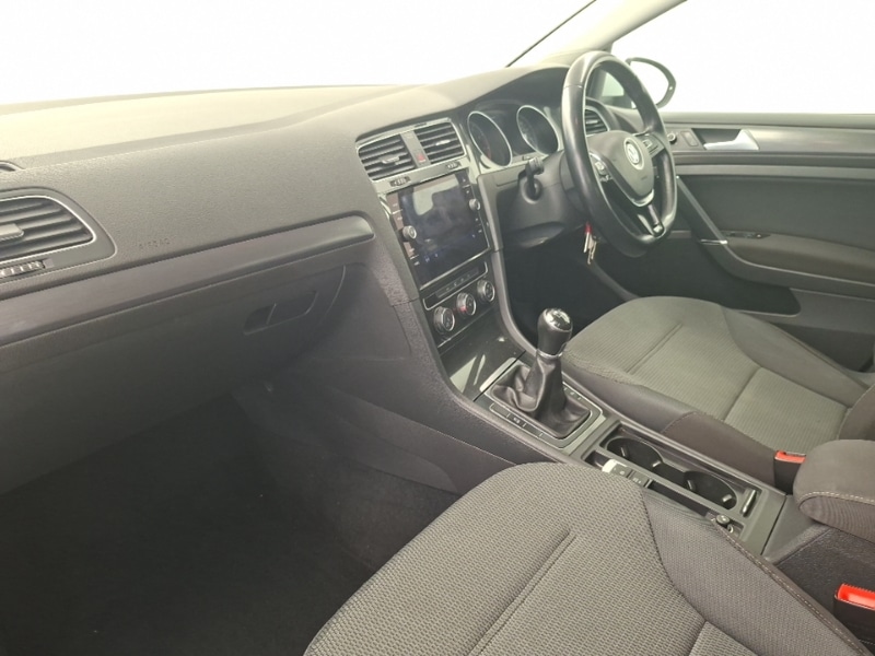 Used Volkswagen Golf 2018 for sale - 78046318: Photo 5