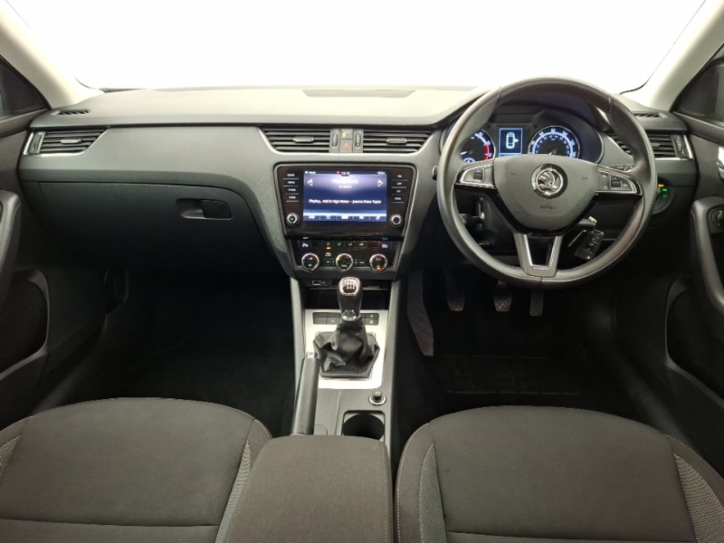 Used Skoda Octavia 2020 for sale - 77731240: Photo 2